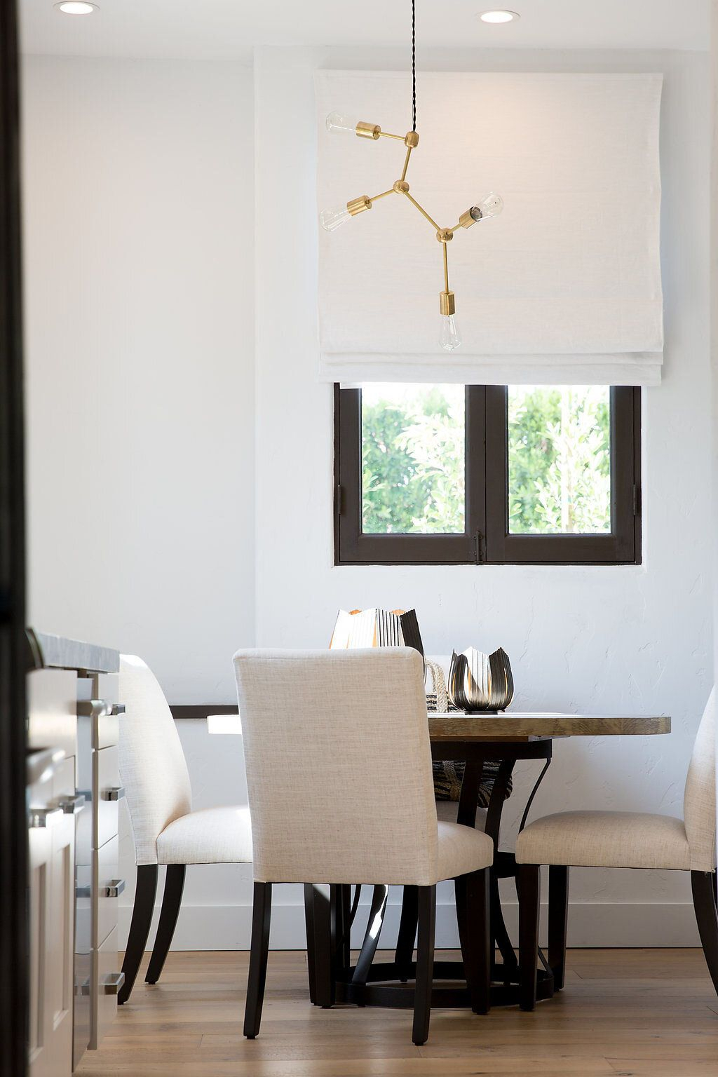 22 Minimalist Lighting Ideas To Upgrade Your Interiors throughout Minimal But Mighty A Look Inside Timberlight