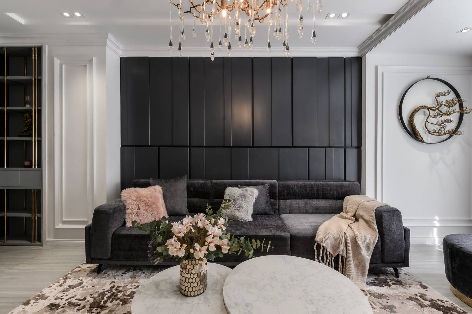 Elegant And Sophisticated Neoclassical Design Living Rooms for