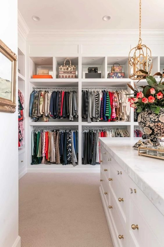 Maximizing Small Spaces — La Closet Design within