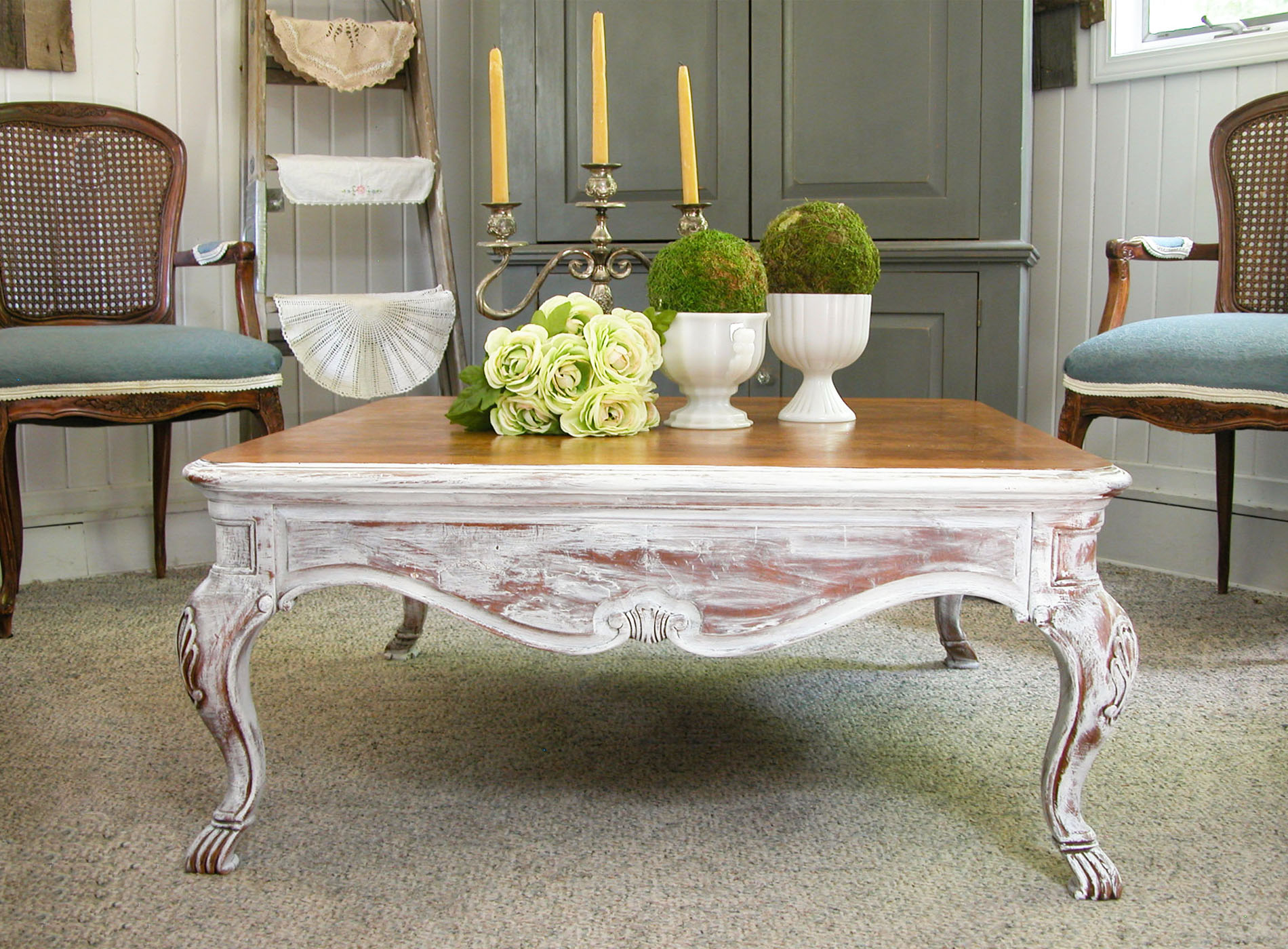 Styling Tips for Your Fordon Coffee Table French Antique White Finish