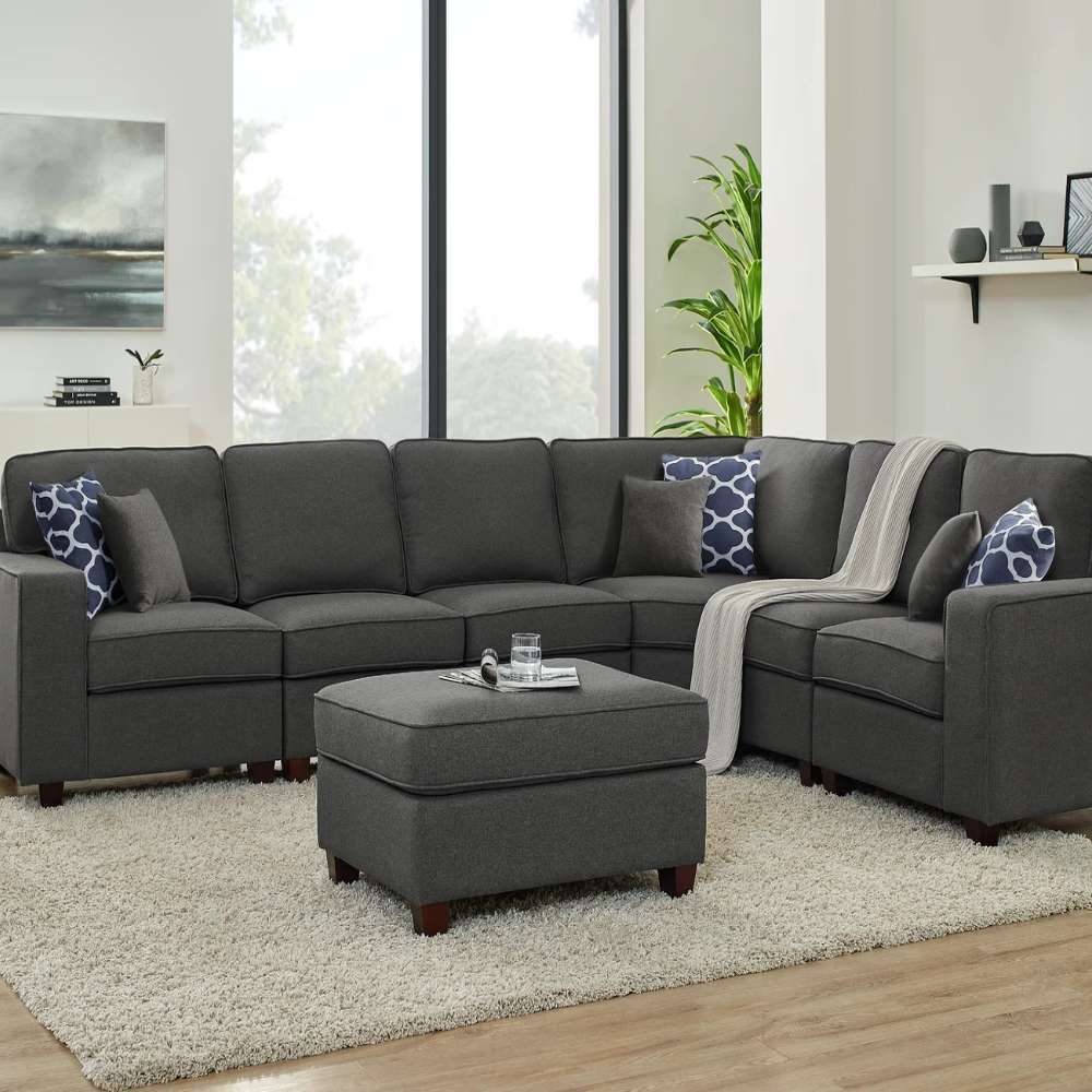 How to Arrange a 7-Piece Modular Sectional for Maximum Impact
