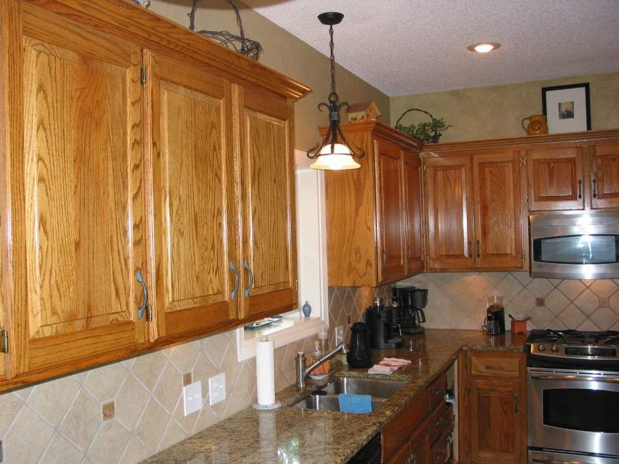 Elegant Golden Oak Cabinet | Einteriors.us | Oak Kitchen Cabinets ... in