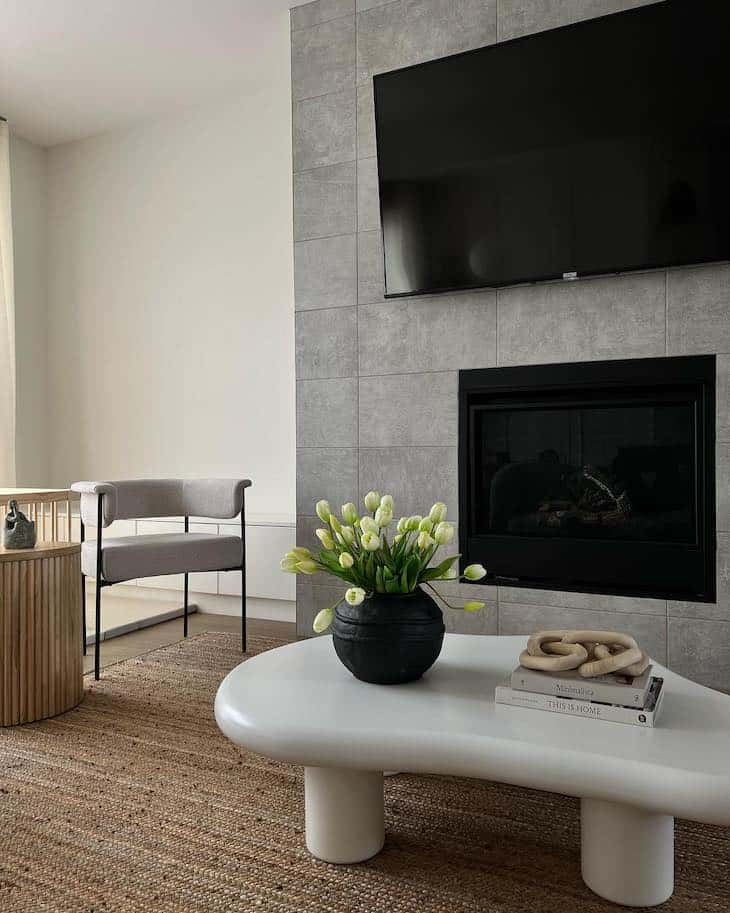 24 White Coffee Tables That Steal The Show - Farmhousehub intended for