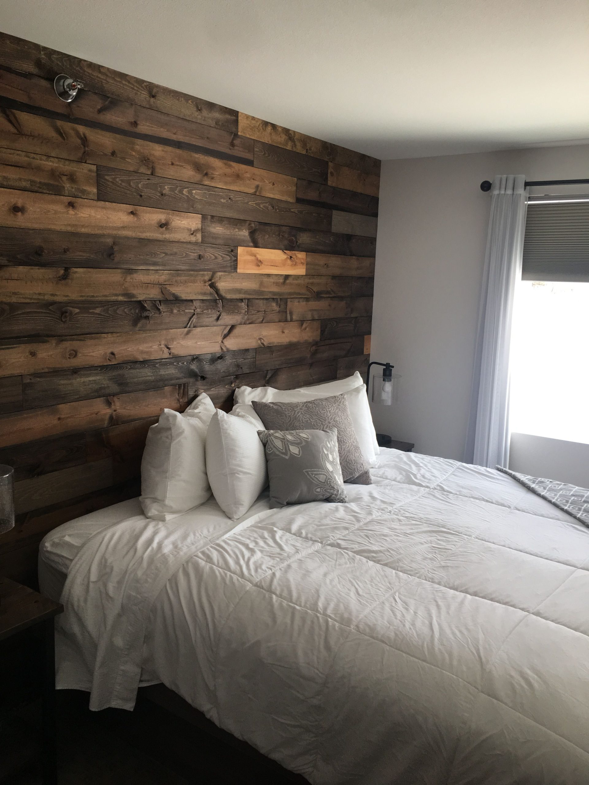 7 Stunning Bedroom With Wooden Accent Wall Ideas – Homystyle inside Wood Accent Wall Ideas For Living Bedroom Dining Kitchen