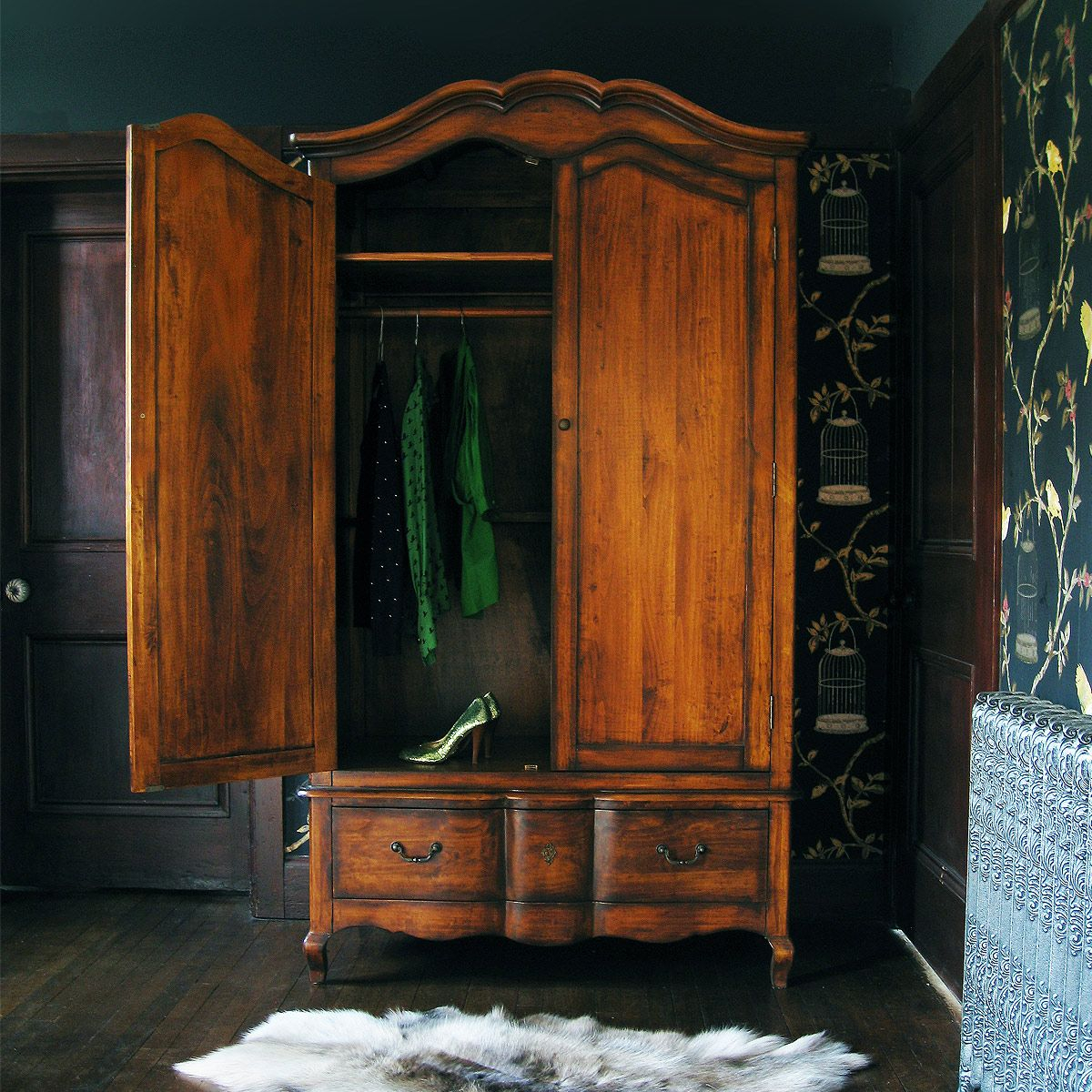 A Closer Look at the Traditional Armoire Its Role in Preserving Garments