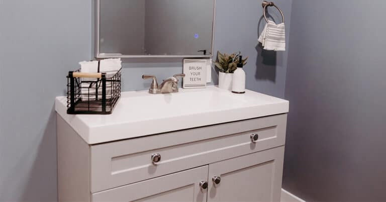Choosing Your Ideal Bathroom Vanity - Modern Touch Contracting with The Art of Choosing the Right Bathroom Vanity for Your Space