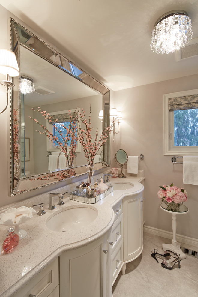 How 42SGL Vanity White Creates Elegant Bathroom Design Solutions
