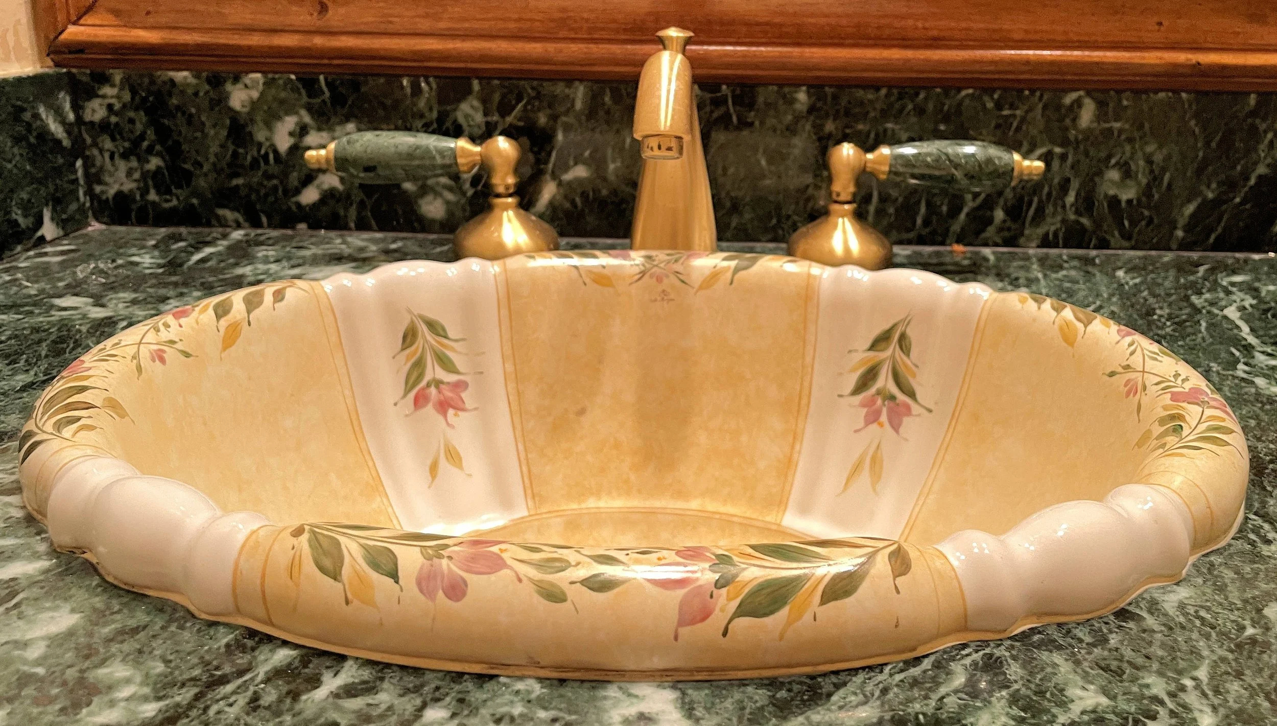 Encore Furniture Gallery-Vintage Le Bijou Hand Painted Sink With ... pertaining to Hand Painted Sink &amp;quot;Full Bright Platinum &amp;quot; Monaco Medium Undermount Sink