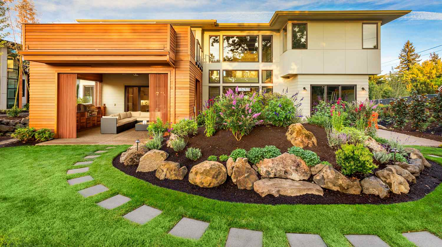 10 Best Home Garden Ideas To Enhance The Beauty Of Home Garden pertaining to Home Garden