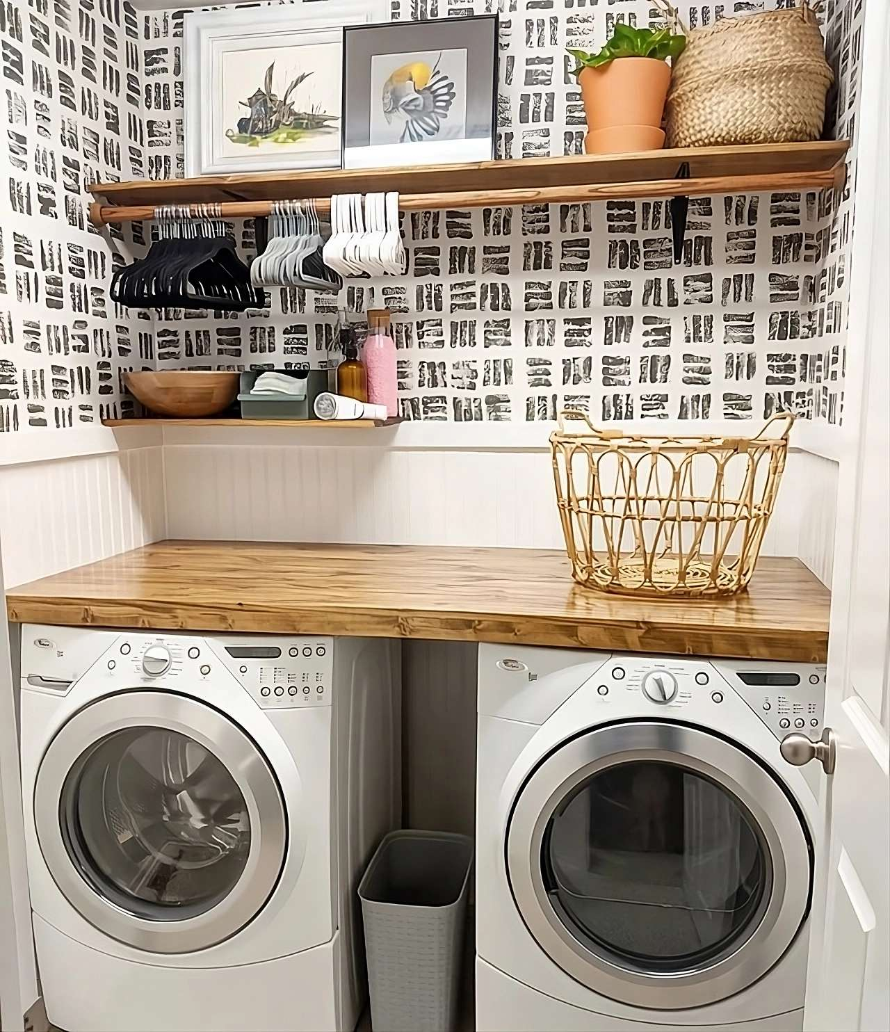 Transforming Your Laundry Room: The Ultimate Guide to Choosing the Right Wallpaper