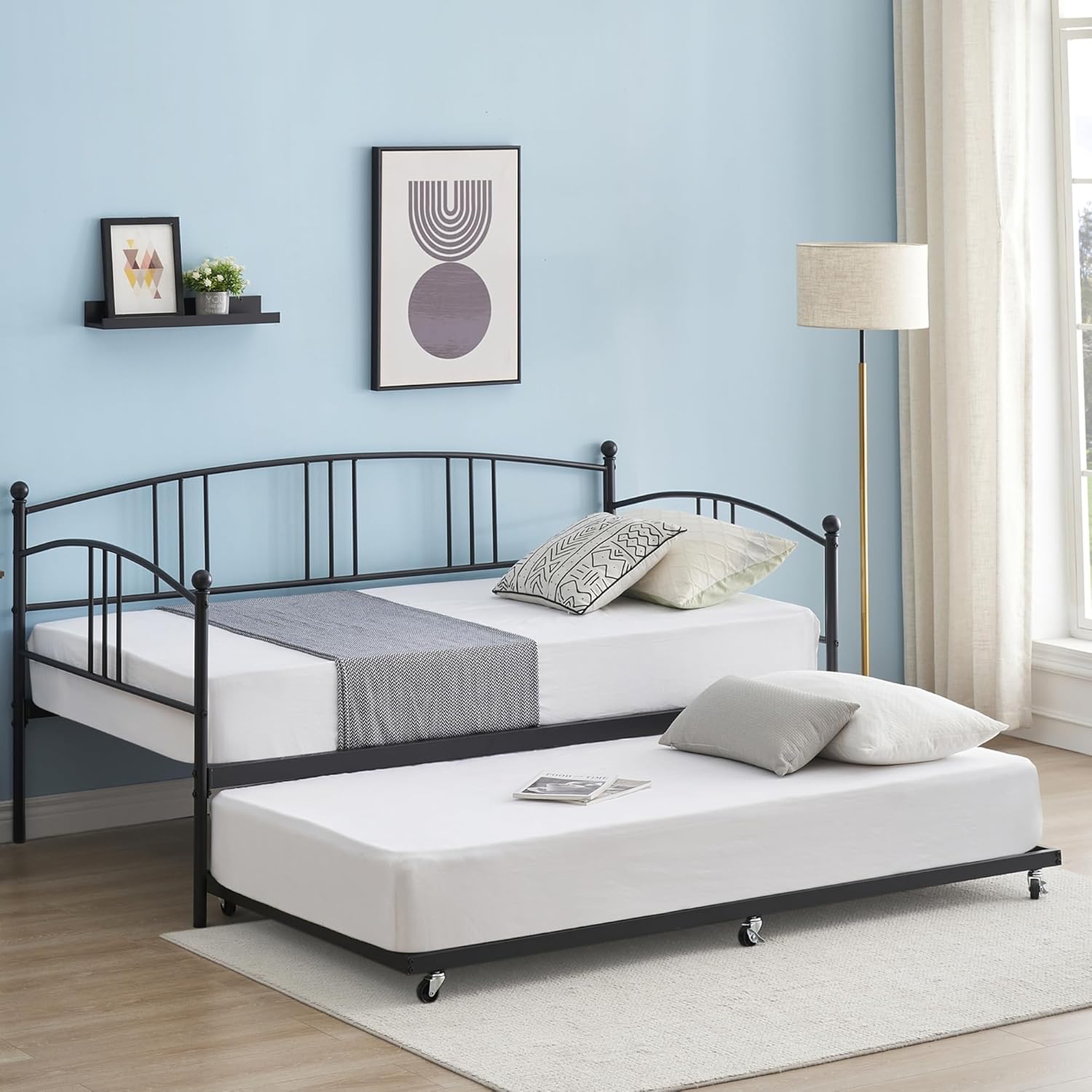 Expert Tips for Styling Your Metal Daybed and Trundle Like a Pro 2