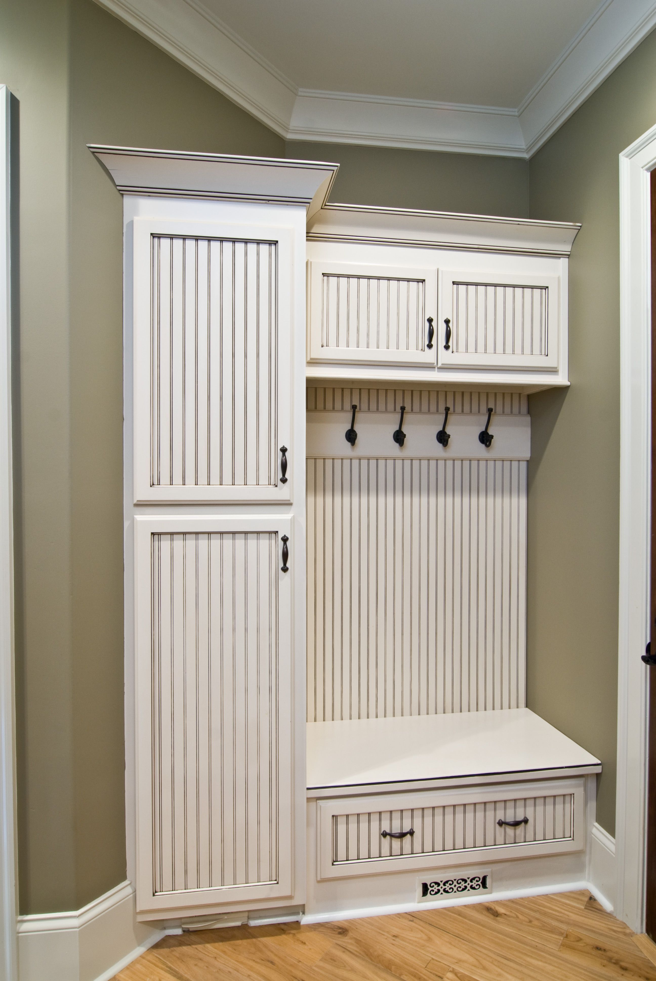 Mudroom Storage Ideas That Keep a Busy Entryway Tidy 2