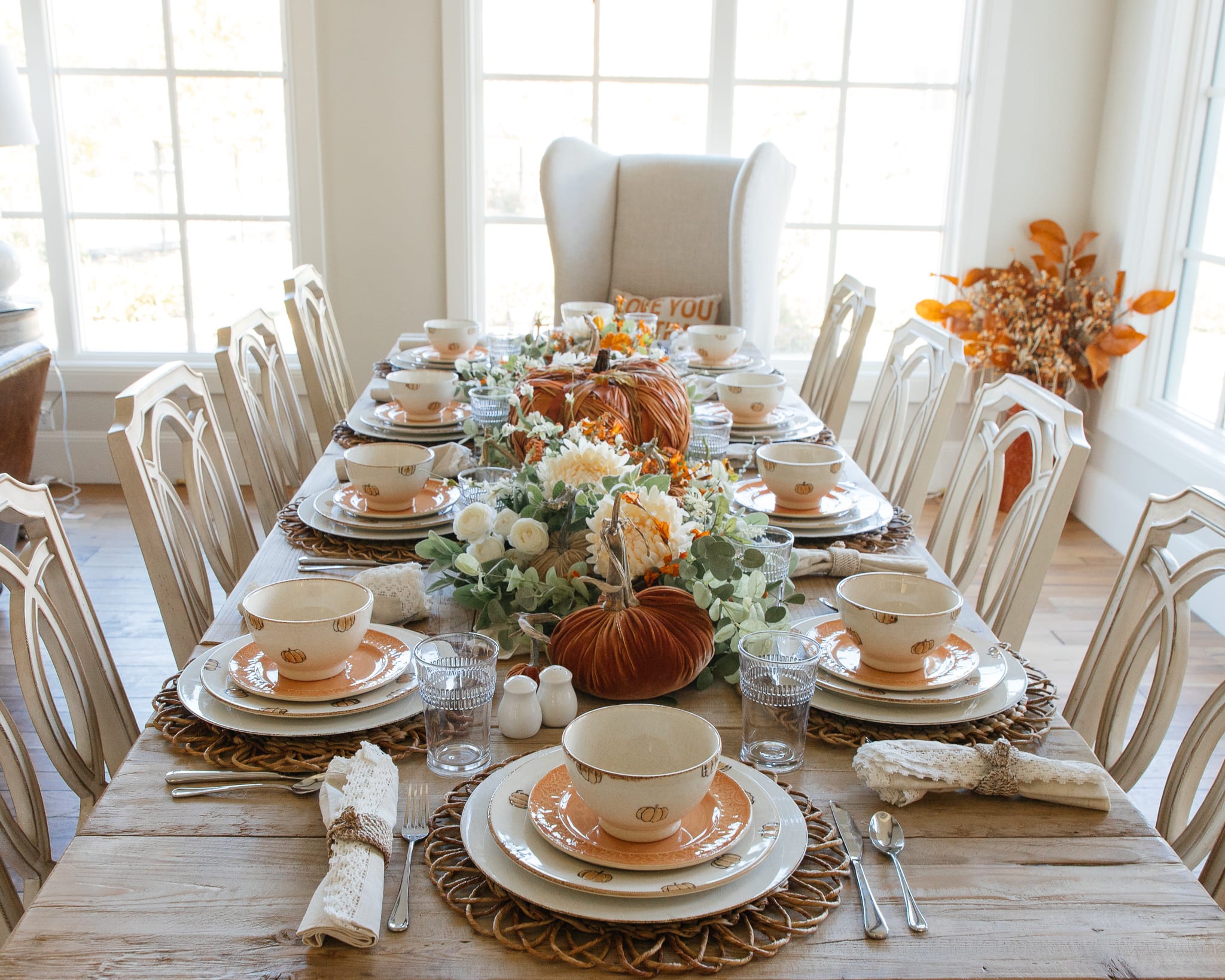 Practical guide to layering textures for a beautiful fall dinner 2