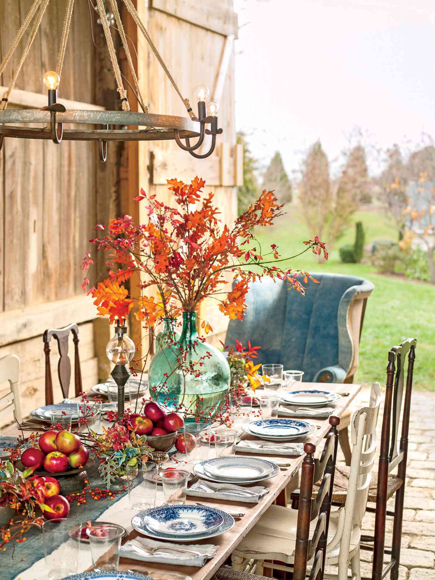 Thoughtful Fall Table Setting Ideas Gathered From Years of Hosting Experience 2