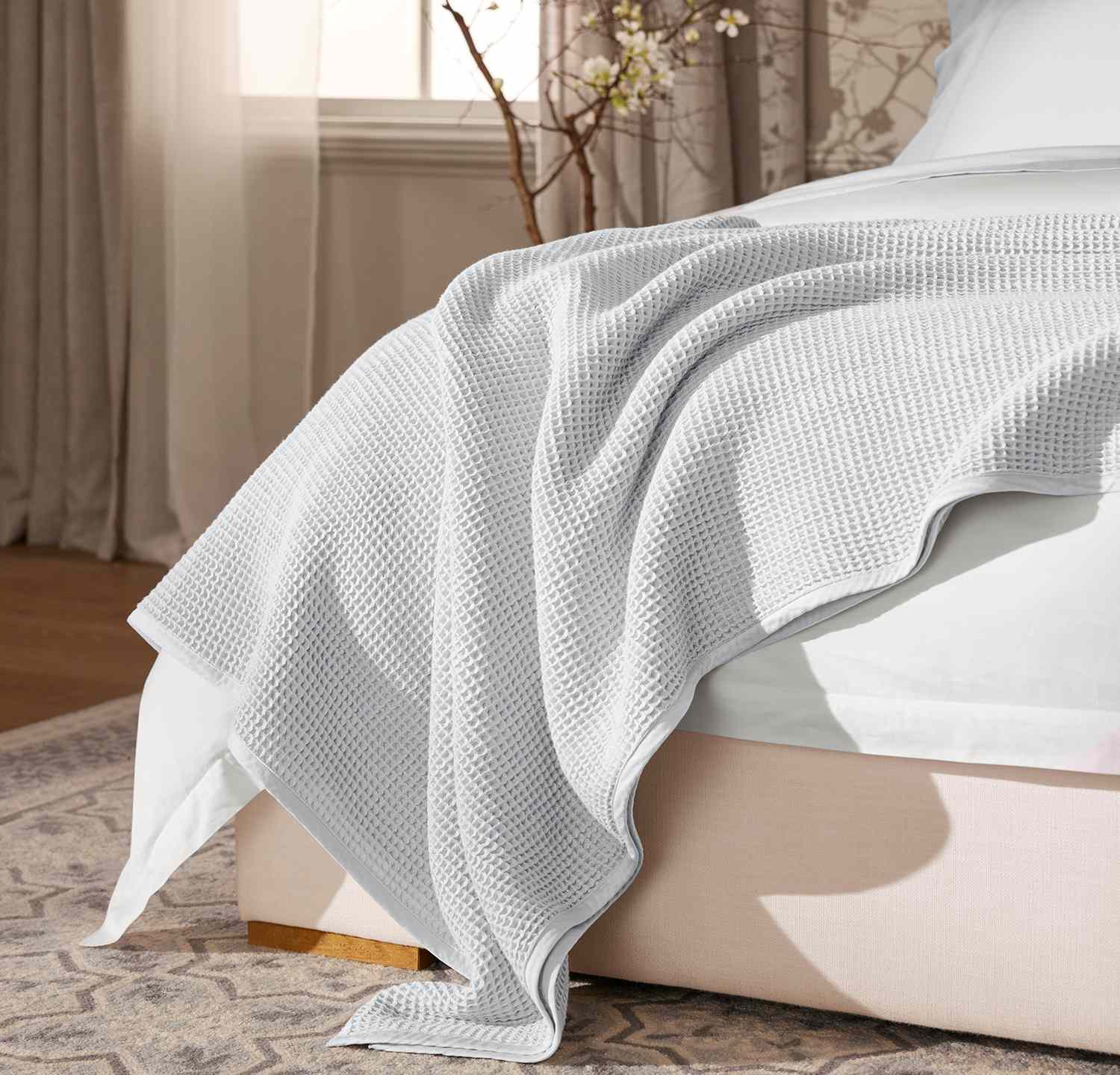 Why a Lightweight Coverlet Might Be the Missing Piece in Your Bedding 5